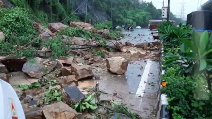 Kerala: इडुक्की में भूस्खलन, 5 की मौत, 80 से ज्यादा लोगों के फंसे होने की आशंका