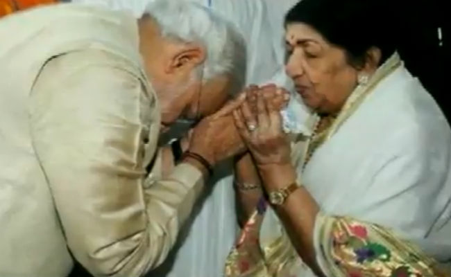 रक्षाबंधन पर लता मंगेशकर ने पीएम मोदी को भेजा खास राखी मैसेज, प्रधानमंत्री ने दिया ये जवाब… VIDEO