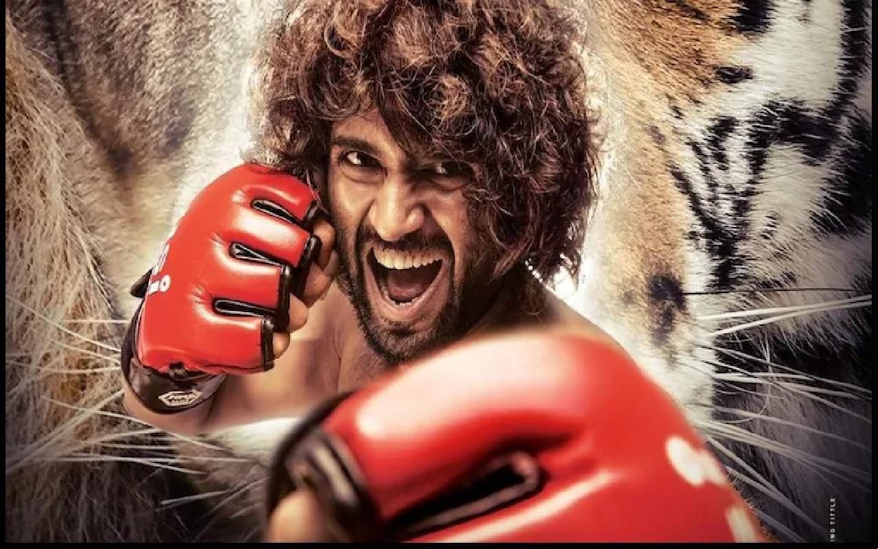 Liger Box Office Collection Day 2: विजय देवरकोंडा की फिल्म लाइगर का दूसरे दिन ही हुआ हाल बेहाल,जानिए कमाई