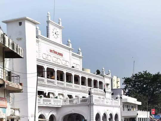 Lucknow: पुलिस की तर्ज पर नगर निगम बनाएगा 110 सफाई चौकी, 75 घंटे में बदलेगी 142 कूड़ा स्थलों की तस्वीर