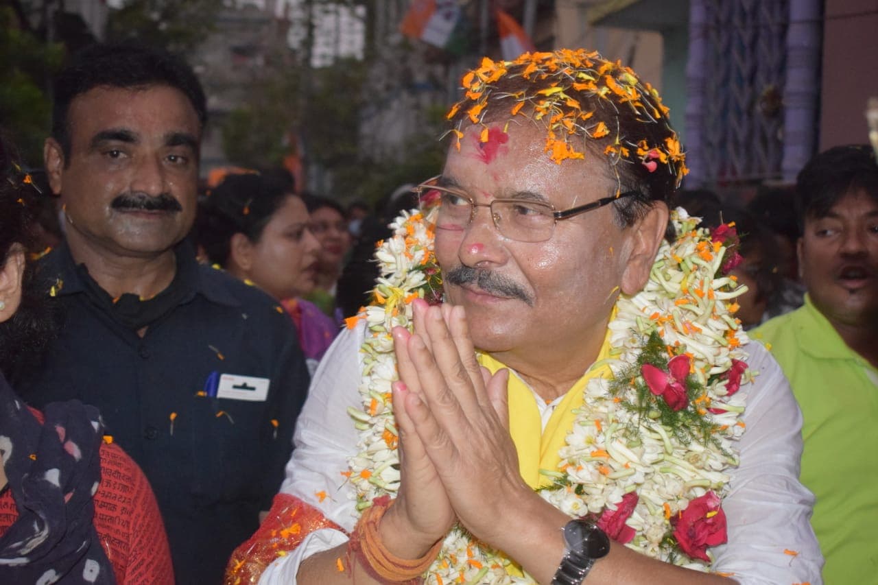 WB Election 2021: वोटिंग से पहले मंदिर पहुंचे ममता बनर्जी के पूर्व मंत्री मदन मित्रा, बोले- मैं हनुमान का भक्त