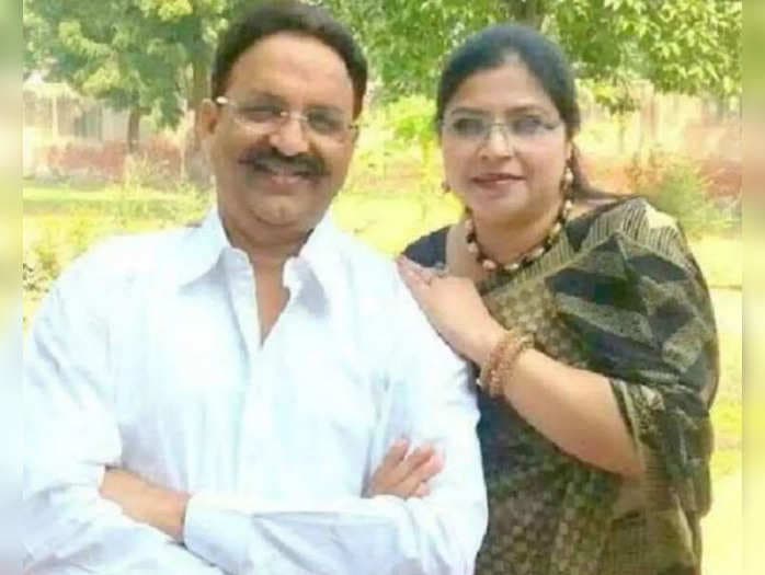 मुख्तार अंसारी की पत्नी अफशा अंसारी के खिलाफ लुक आउट नोटिस जारी, जानें पुलिस कहां- कहां मार रही है छापा