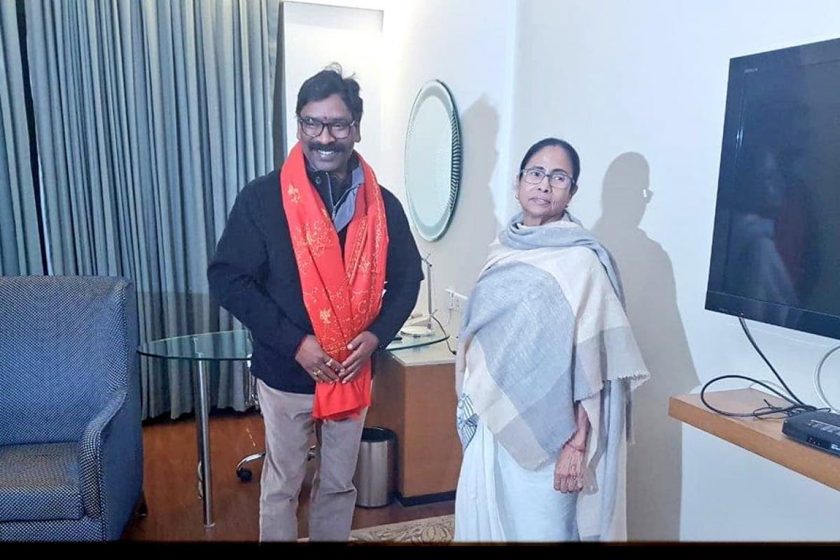 Bengal Chunav 2021: पश्चिम बंगाल में ममता बनर्जी के लिए प्रचार करेंगे झारखंड के मुख्यमंत्री हेमंत सोरेन Bengal Chunav 2021: पश्चिम बंगाल में ममता बनर्जी के लिए प्रचार करेंगे झारखंड के मुख्यमंत्री हेमंत सोरेन