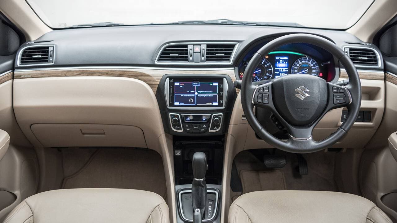Maruti Suzuki की गाड़ियों पर 30,000 रुपये तक की छूट, ग्राहकों को होगा बम्पर फायदा