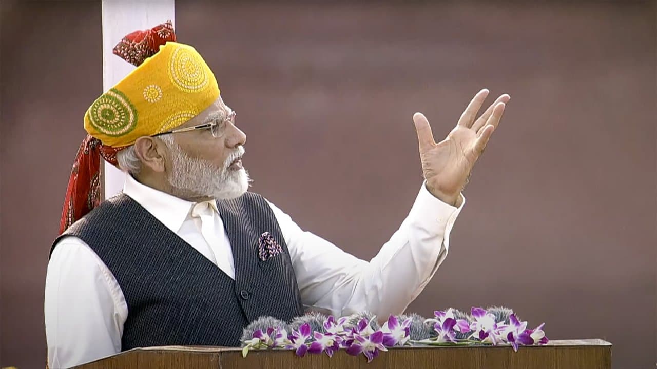 17 सितंबर से विश्वकर्मा योजना शुरू करेगी सरकार, पीएम मोदी ने लाल किले से किया ऐलान