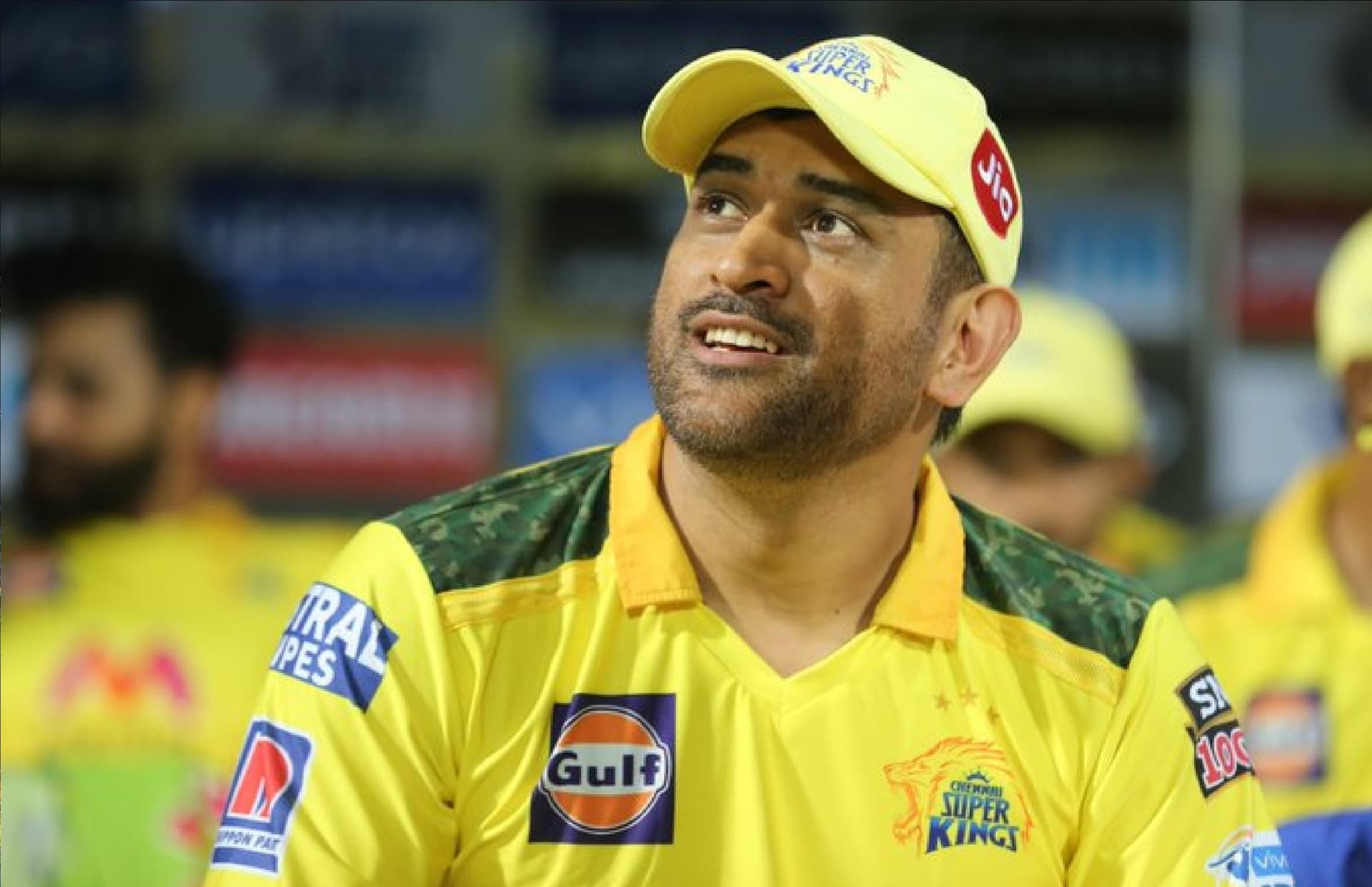 IPL 2021: धौनी ने अपने ही गेंदबाजों के बीच कराया मजेदार गेम, देखें किसने जीता कैप्टन कूल का दिल