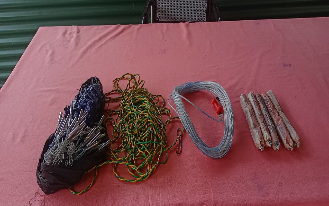 17 साल जेल में रहने के बाद भी नक्सली जयराम हेस्सा था जंगल में बम प्लांट करने की फिराक में, पुलिस ने ऐसे दबोचा
