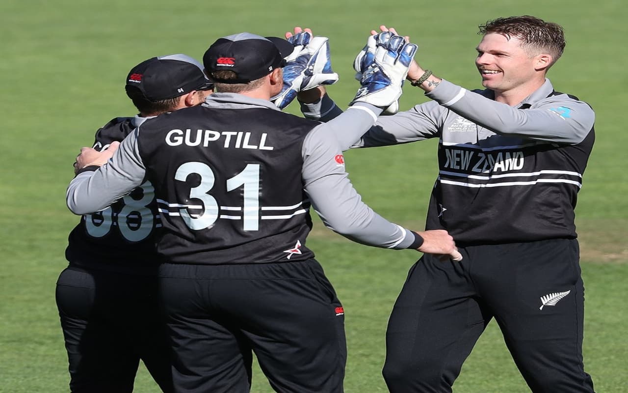 NZ vs Ire Highlights: न्यूजीलैंड ने आयरलैंड को हराकर सेमीफाइनल में किया प्रवेश, 35 रन से जीता मैच