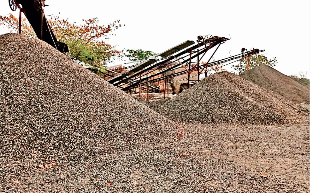 NGT के गाइडलाइंस का पालन नहीं करने पर साहिबगंज के 38 क्रशर का CTO होगा रद्द