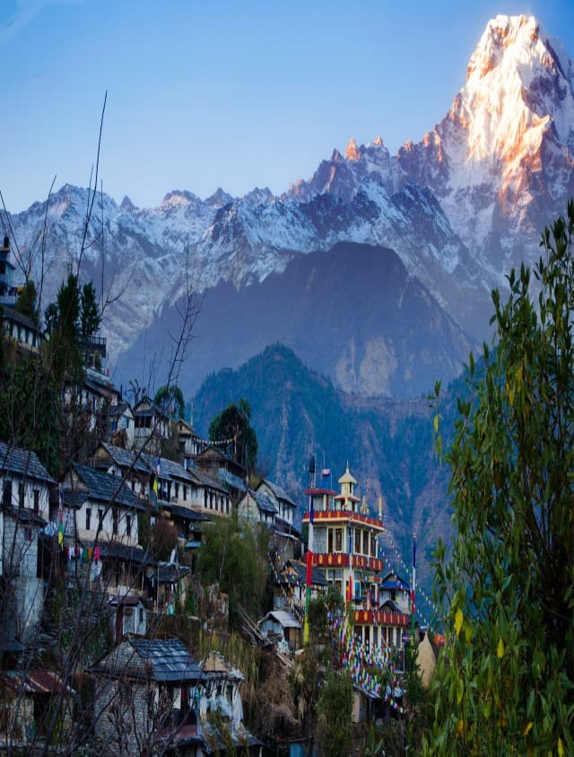 Nepal Tour: नेपाल घूमने का बना रहे हैं प्लान, IRCTC के इस पैकेज में करें बुकिंग