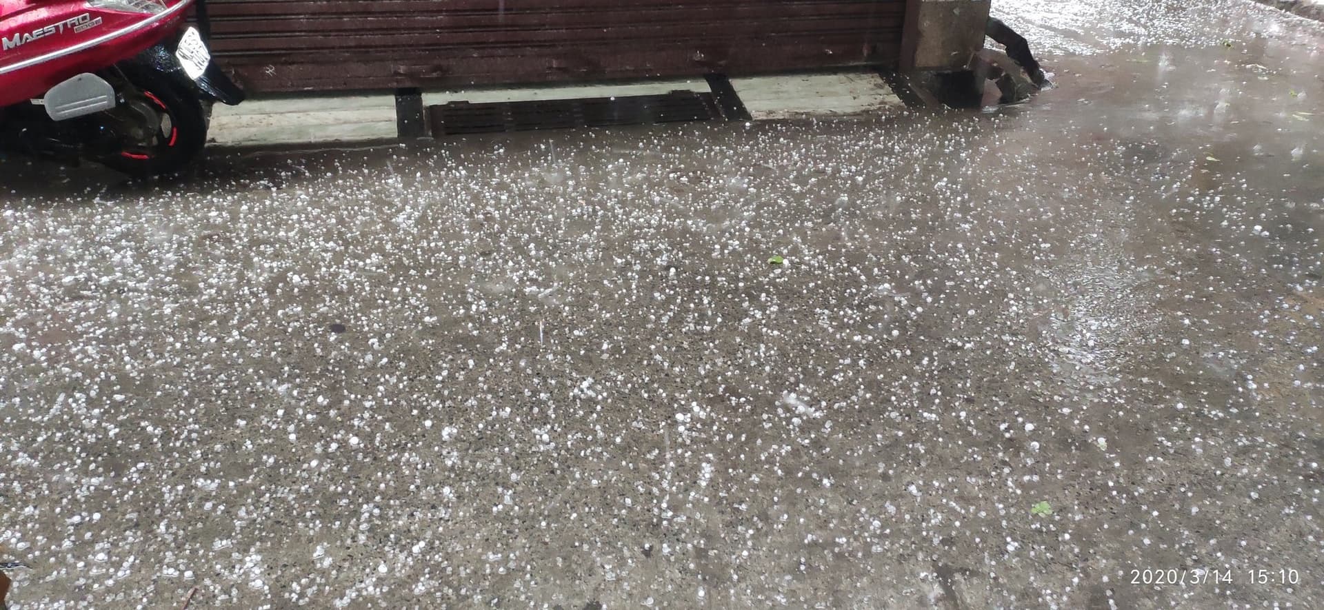 Weather Forecast LIVE: मौसम विभाग का अनुमान, देश के कुछ हिस्सों में शुक्रवार को गिर सकता है ओला