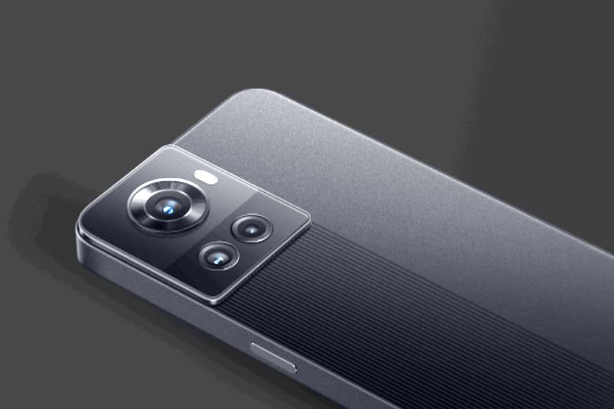 OnePlus के स्मार्टफोन्स पर मिल रहा 14 हजार रुपये तक का डिस्काउंट, चेक करें Amazon Offer