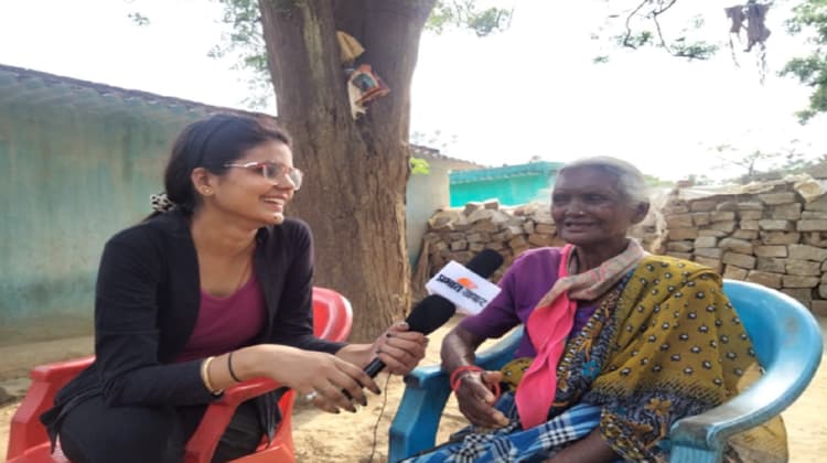 World Menstrual Hygiene Day : रांची से सटे इस गांव ने कैसे तय किया कपड़े से पैड तक का सफर ?