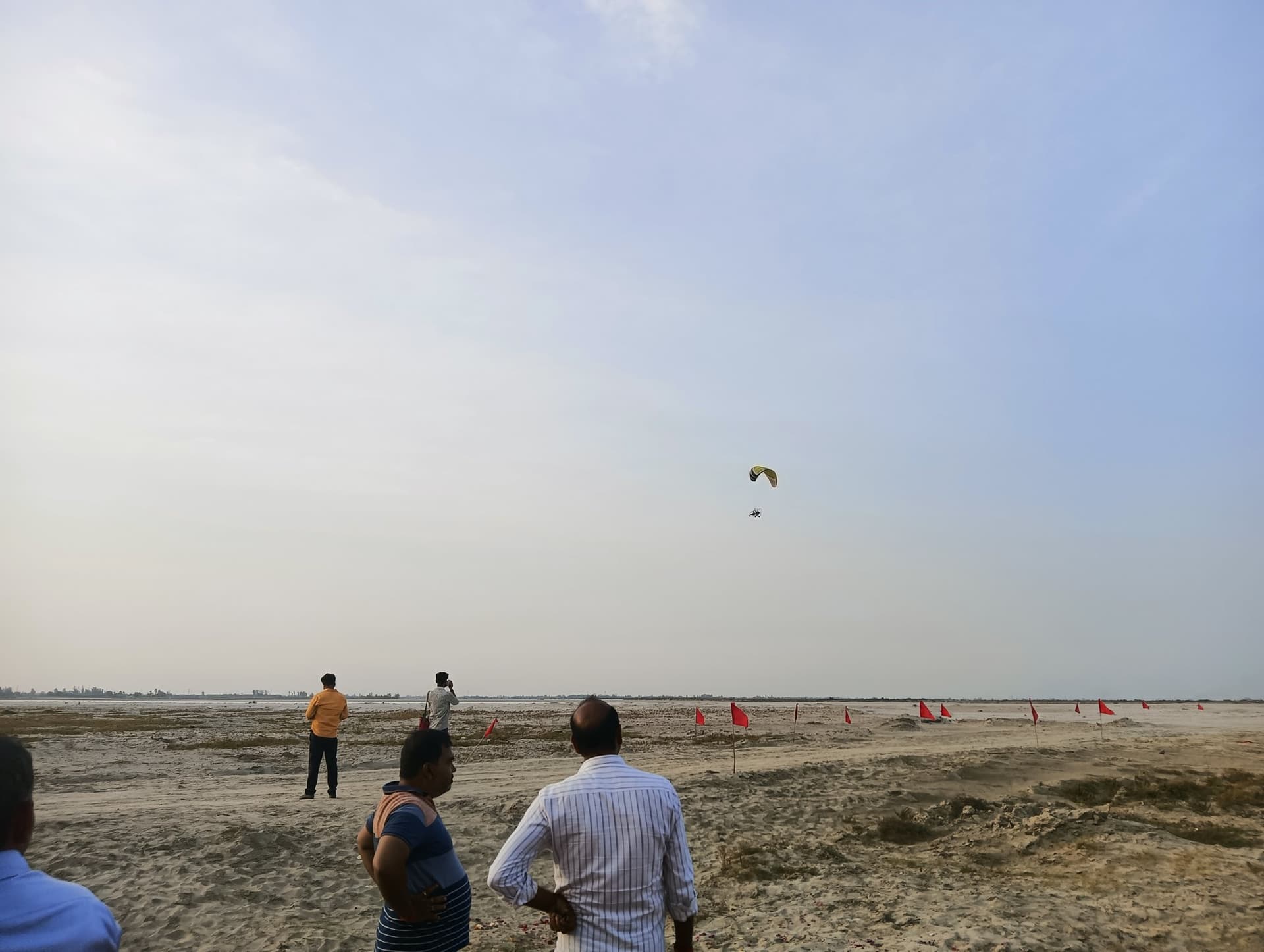 अयोध्या में एडवेंचर स्पोर्ट्स की शुरुआत, पर्यटक उठा सकेंगे पैराग्लाइडिंग का लुत्फ, इतने रुपए करने होंगे खर्च