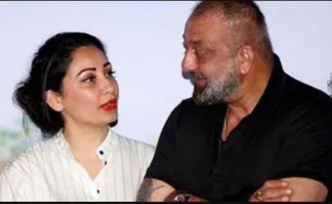 Sanjay Dutt Health News: संजय दत्त की पत्नी मान्यता ने जारी किया बयान, बीमारी को लेकर कही ये बात Sanjay Dutt Health News: संजय दत्त की पत्नी मान्यता ने जारी किया बयान, बीमारी को लेकर कही ये बात