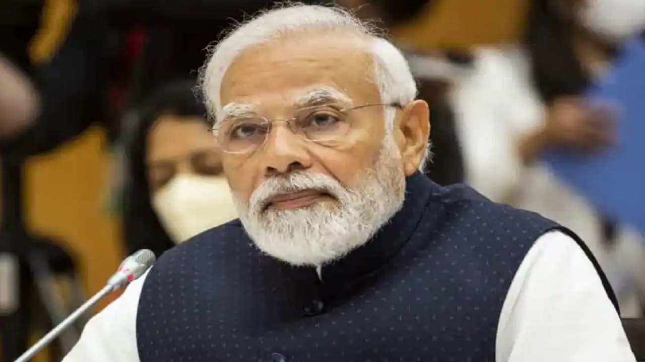 Karnataka Election: पीएम मोदी 6 दिनों में करेंगे 15 जनसभाएं, बीजेपी को बहुमत के साथ सत्ता में वापसी का भरोसा