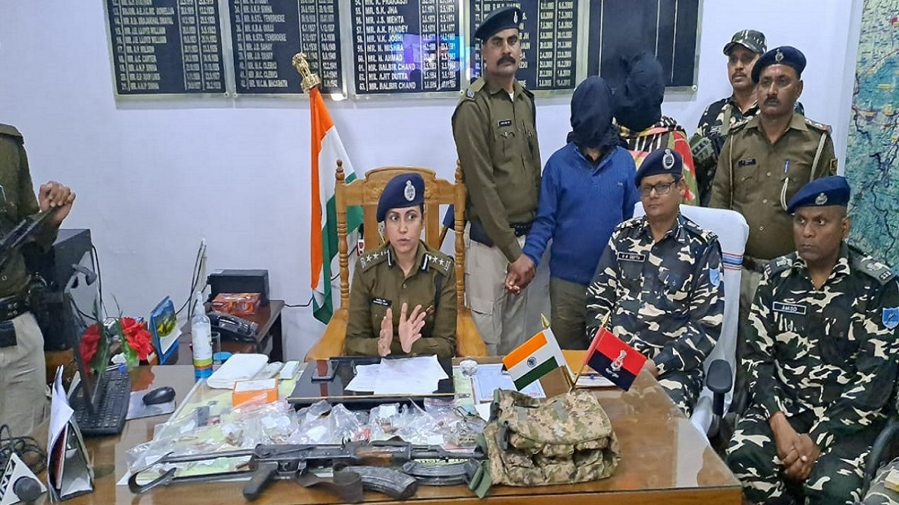 बिहार-झारखंड का वांटेड इनामी नक्सली गिरफ्तार, एक दिन में सात जवानों की ली थी जान, 61 एफआईआर हैं दर्ज