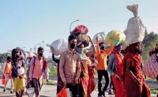 पलायन आयोग प्रवासी युवाओं को आर्थिक गतिविधियों में शामिल करने की संभावनाएं खोज रहा