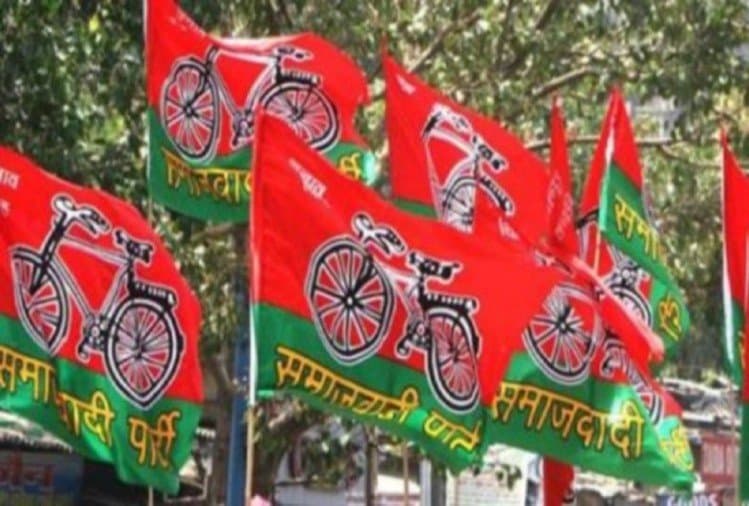 बरेली के सपाइयों का लखनऊ में डेरा, नामांकन में बचा मात्र एक दिन, फिर भी नहीं घोषित हुआ एक भी उम्मीदवार