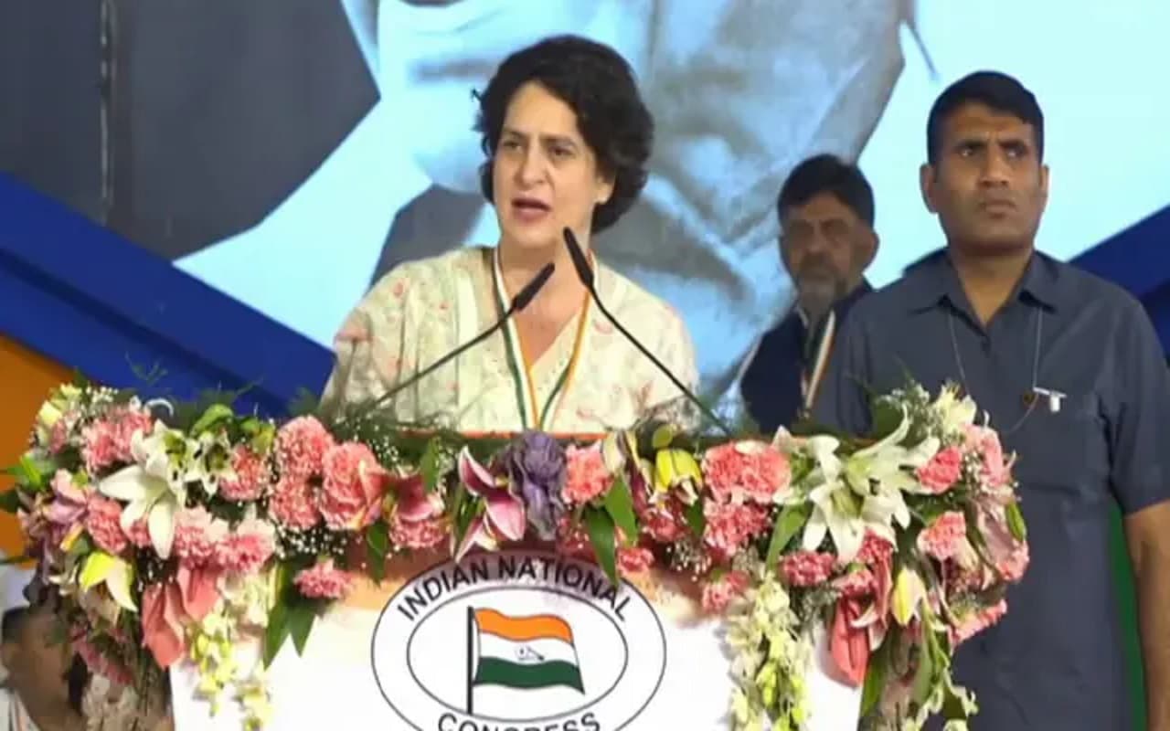 Congress Adhiveshan: ‘देश को कांग्रेस से उम्मीदें, विपक्षी दल एकजुट हों’, प्रियंका गांधी ने कही बड़ी बात