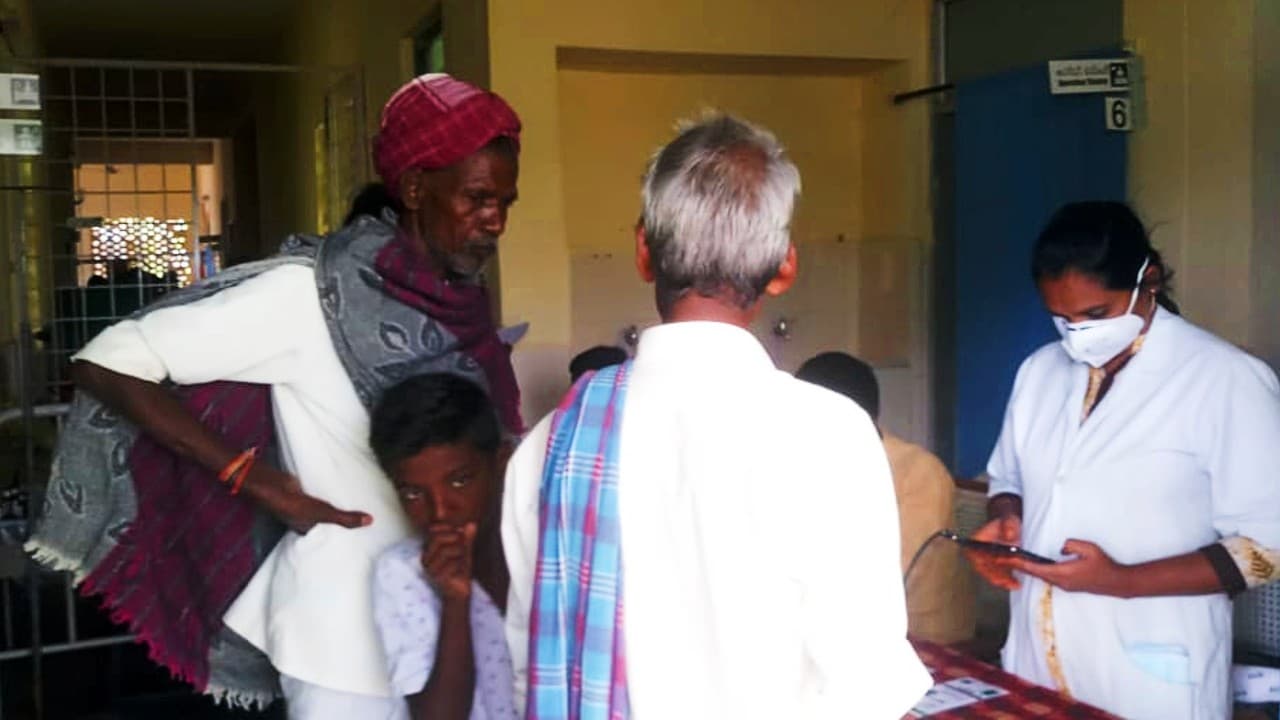कैसे मिले बेहतर स्वास्थ्य सेवाएं? झारखंड, बंगाल, मप्र समेत 5 राज्यों के PHC में 40% डॉक्टर के पद रिक्त कैसे मिले बेहतर स्वास्थ्य सेवाएं? झारखंड, बंगाल, मप्र समेत 5 राज्यों के PHC में 40% डॉक्टर के पद रिक्त