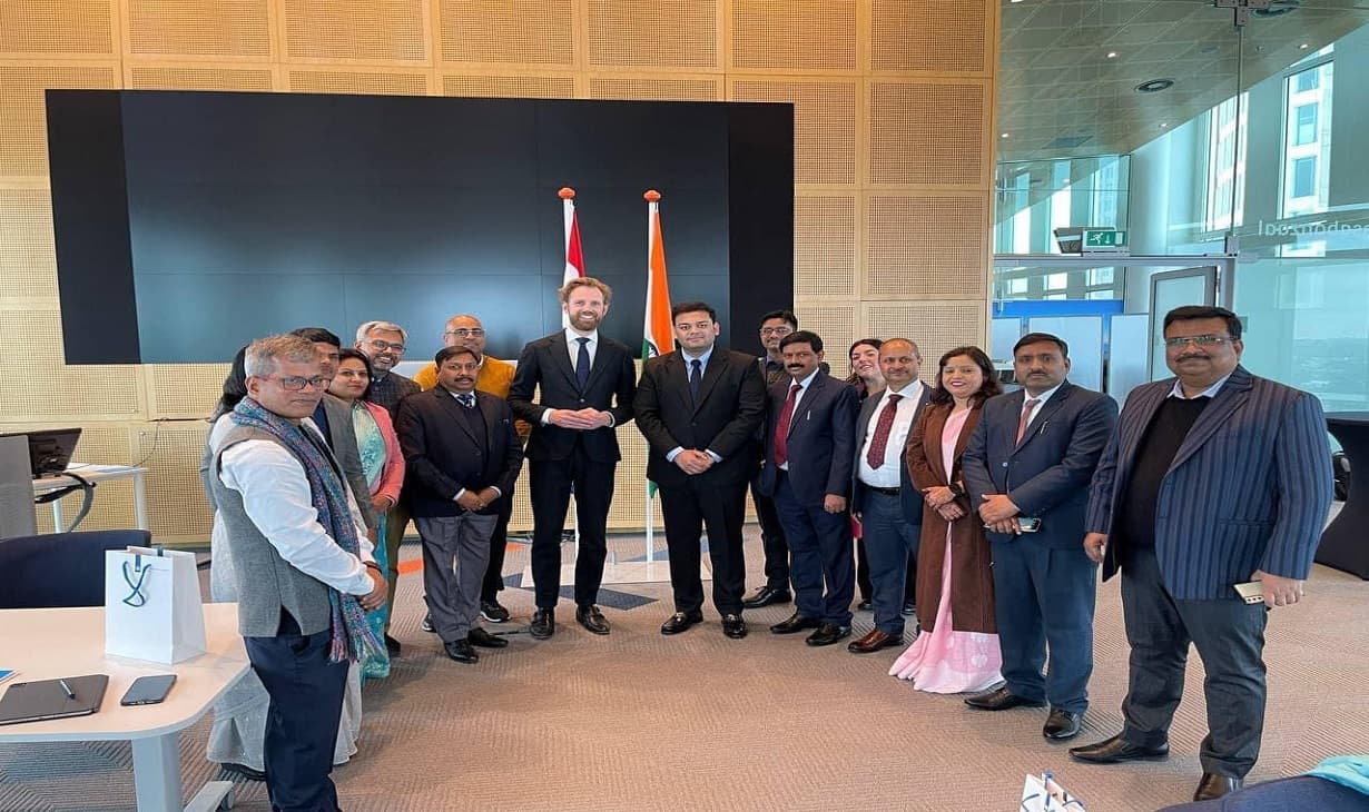 अलीगढ़: डच शिक्षा प्रणाली को समझने के लिए बेसिक शिक्षा मंत्री संदीप सिंह पहुंचे नीदरलैंड