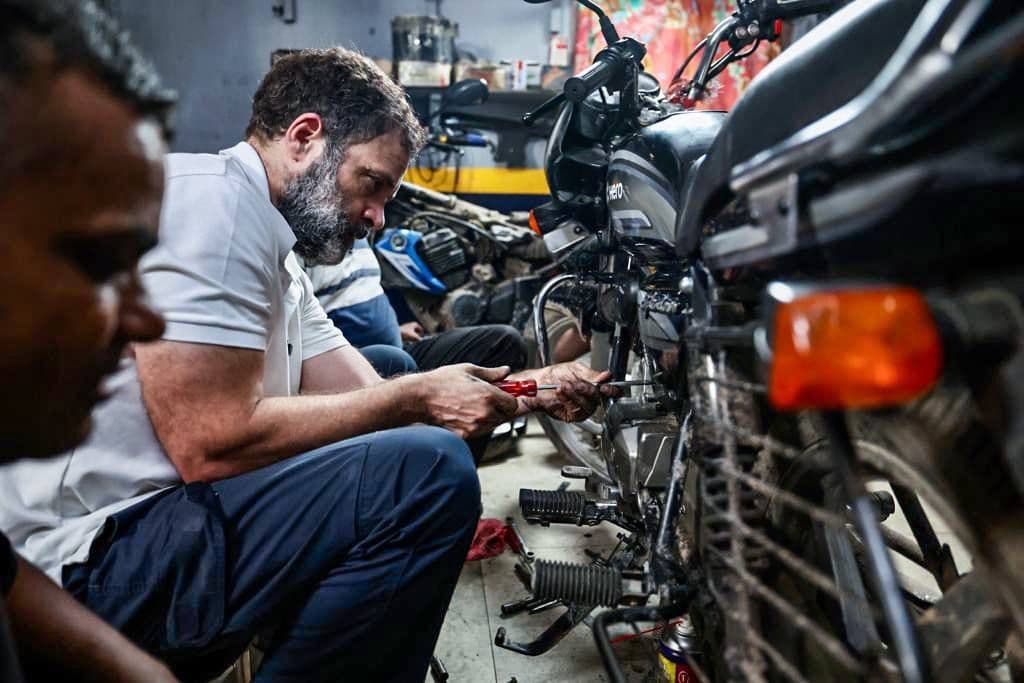 बाइक मैकेनिक ने राहुल गांधी से पूछा, कब करेंगे शादी? कांग्रेस नेता ने दिया ऐसा जवाब
