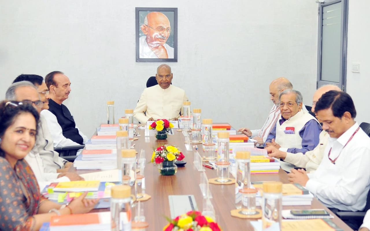 एक देश-एक चुनाव के लिए गठित समिति की बैठक पूरी, बयान में कहा- सभी दलों की ओर से…