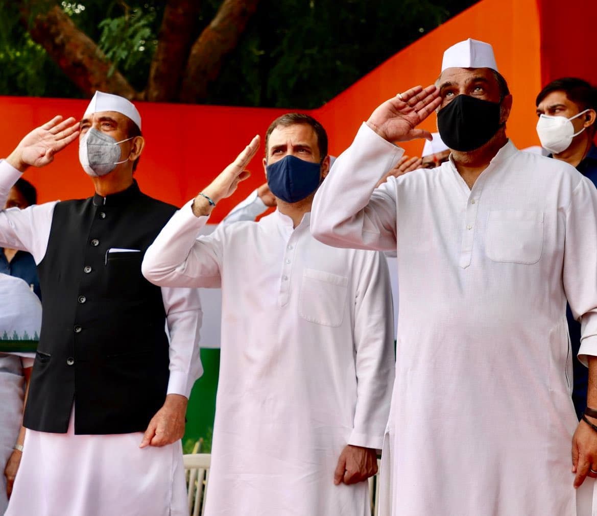 कौन होगा कांग्रेस का अगला अध्यक्ष ? गुलाम नबी आजाद के राहुल गांधी पर हमले के बाद टेंशन में पार्टी