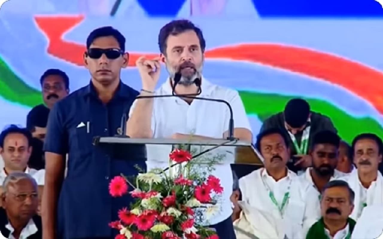 देवघर : टावर चौक से वीर कुंवर सिंह चौक तक पदयात्रा करेंगे राहुल गांधी, कांग्रेस ने की भव्य तैयारी
