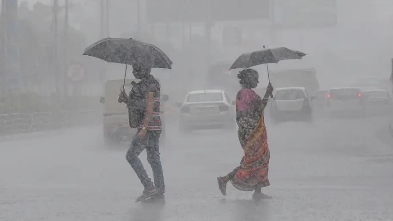 Bihar Weather: बिहार के इन 7 जिलों में आज होगी तेज बारिश, अगले तीन दिनों का जानिए मौसम पूर्वानुमान…