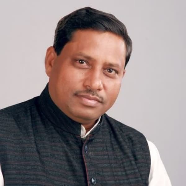भाजपा सांसद रामशंकर कठेरिया को दो साल की सजा, 12 साल पहले टोरेंट अधिकारी से मारपीट मामले में पाया गया दोषी