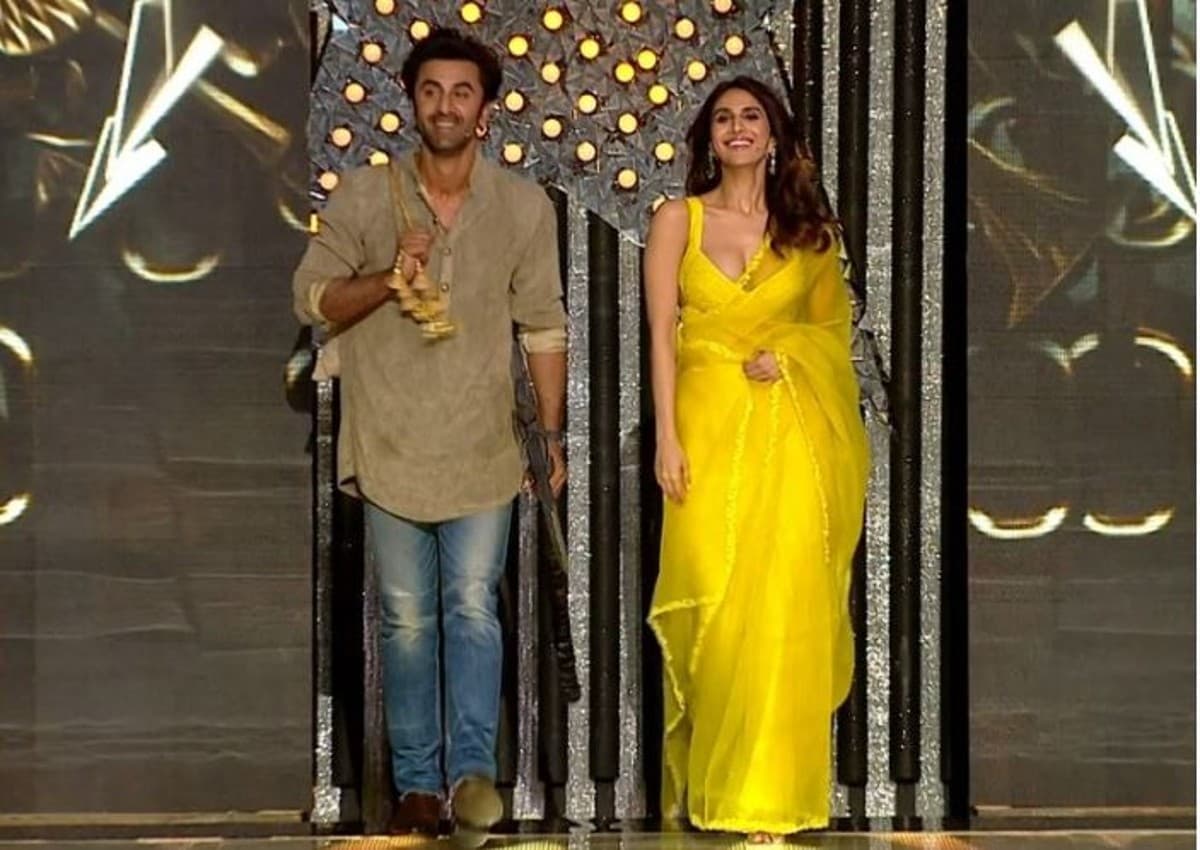 The Great Indian Kapil Show: शो में रणबीर कपूर ने खोले कई राज, बताया इस वजह से पड़ी थी पिता ऋषि कपूर से उन्हें मार