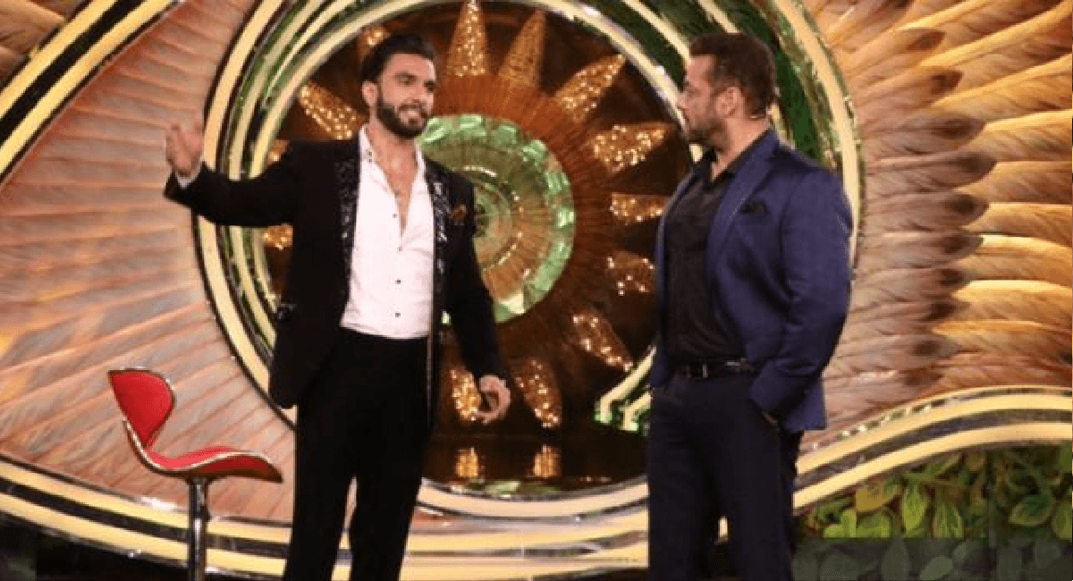 Bigg Boss 15: रणवीर सिंह ने सलमान से पूछा-Bajrangi Bhaijaan में बजरंगी की गर्लफ्रेंड का नाम? मिला दिलचस्प जवाब Bigg Boss 15: रणवीर सिंह ने सलमान से पूछा-Bajrangi Bhaijaan में बजरंगी की गर्लफ्रेंड का नाम? मिला दिलचस्प जवाब
