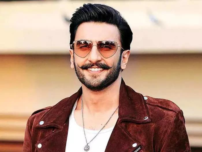 मुंबई पुलिस ने दर्ज की रणवीर सिंह के खिलाफ प्राथमिकी, बोल्ड फोटोशूट को लेकर बुरे फंसे एक्टर