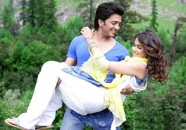 जल्द ही इस फिल्म में साथ नजर आ सकते हैं रियल लाइफ कपल रितेश और जेनेलिया