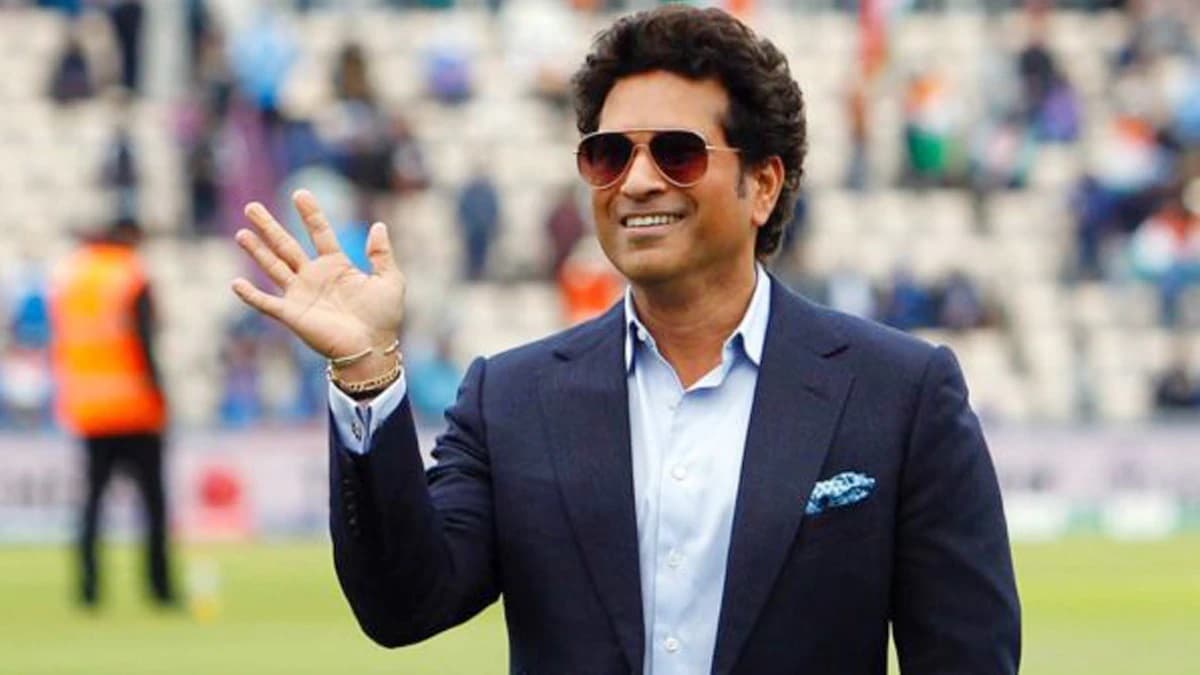 Most Admired Person In World: सचिन तेंदुलकर दुनिया के तीसरे सबसे लोकप्रिय खिलाड़ी, रोनाल्डो टॉप, कोहली को झटका