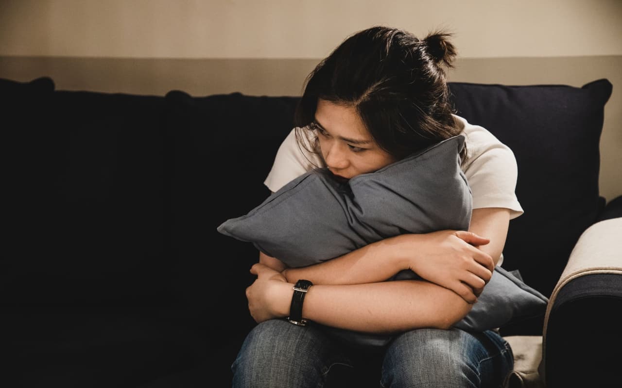 क्या आप Emotionally Smart हैं ? अगर नहीं, तो ये बातें आपकी कर सकती है मदद, जानें क्या है वो