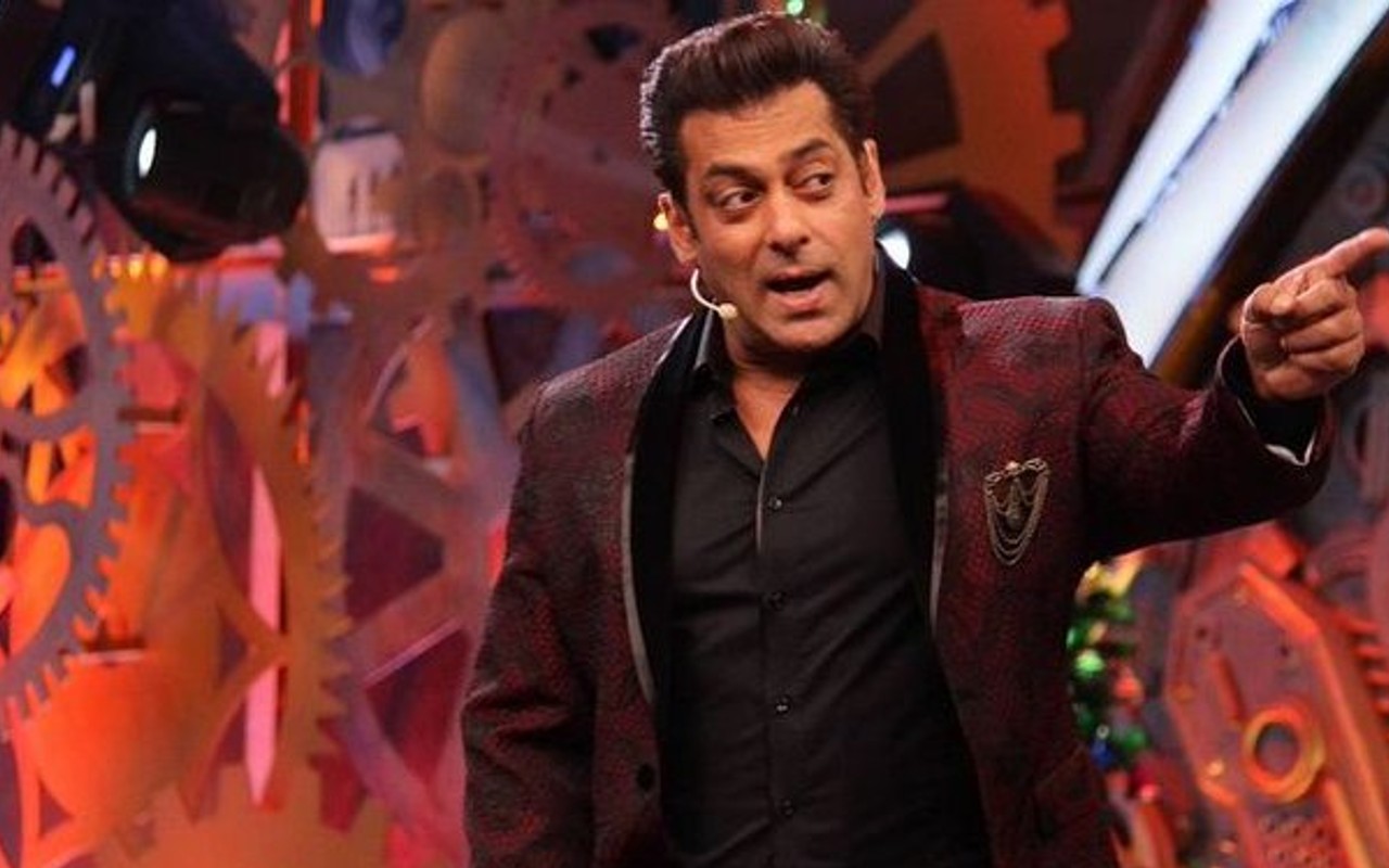 Bigg Boss 16: सलमान खान ने साजिद को जमकर लगाई लताड़,सौंदर्या रोते हुए इस शख्स से बोली-मेरी इज्जत तो रख…