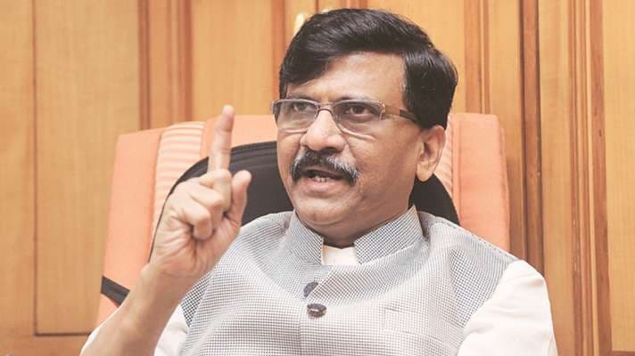 ‘पूरे चार साल और चलेगी महाराष्ट्र सरकार’, भाजपा को शिवसेना ने दिया करारा जवाब