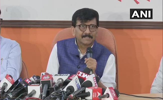 ED के एक्शन पर महाराष्ट्र में सियासी दंगल, पत्नी को नोटिस पर भड़के संजय राउत, बोले- मत लो पंगा, मैं नंगा आदमी हूं