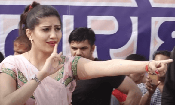 सपना चौधरी ने ‘पतला सूट’ गाने पर किया जबरदस्त डांस, देखें ये गजब VIDEO