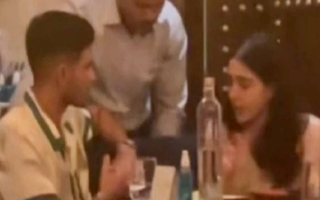 Shubhman Gill Sara Ali Khan: सारा तेंदुलकर नहीं सारा अली खान को डेट कर रहे क्रिकेटर शुभमन गिल?तसवीर वायरल