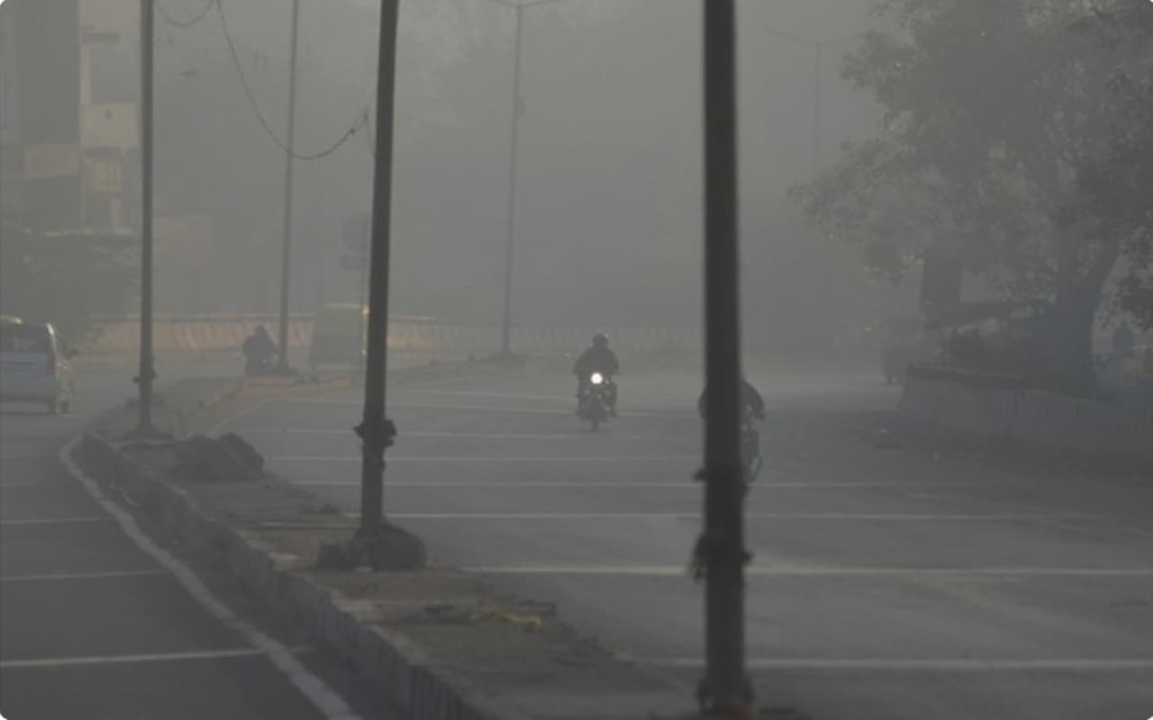 उत्तर भारत में कड़ाके की सर्दी, बंद हुए स्कूल, फिलहाल ठंड से राहत नहीं