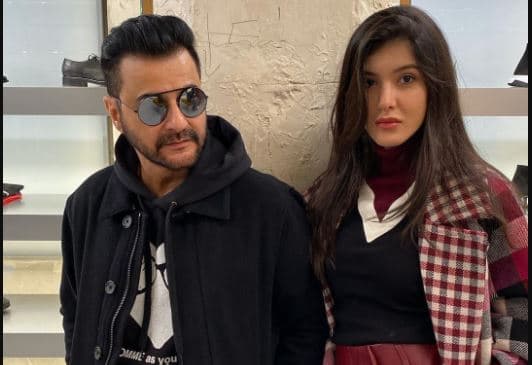 Shanaya Kapoor ने शेयर की डेब्यू फिल्म की शूटिंग, पापा संजय ने शेयर की ये खास तसवीरें