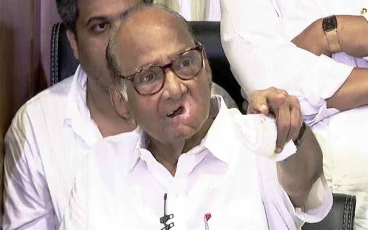 Maharashtra Politics: अजित पवार गुट को शरद पवार ने अपनी तस्वीर का इस्तेमाल करने से रोका, कह दी यह बड़ी बात