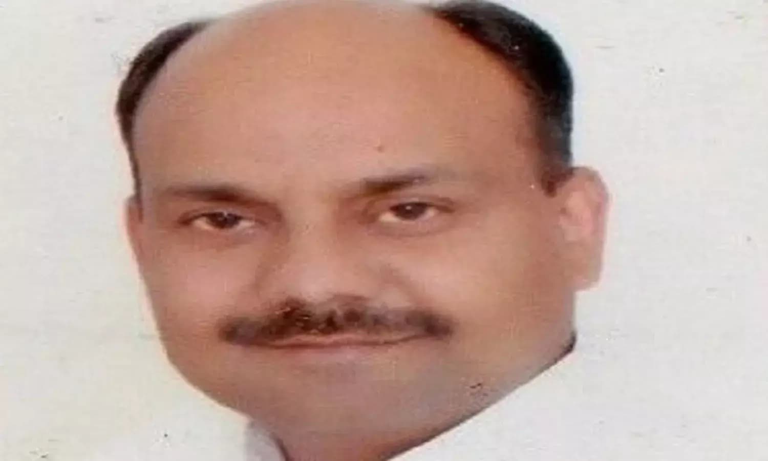 UP Election: सपा विधायक शरदवीर ने पार्टी से दिया इस्तीफा, टिकट कटने से थे आहत, क्या BJP में होंगे शामिल? UP Election: सपा विधायक शरदवीर ने पार्टी से दिया इस्तीफा, टिकट कटने से थे आहत, क्या BJP में होंगे शामिल?