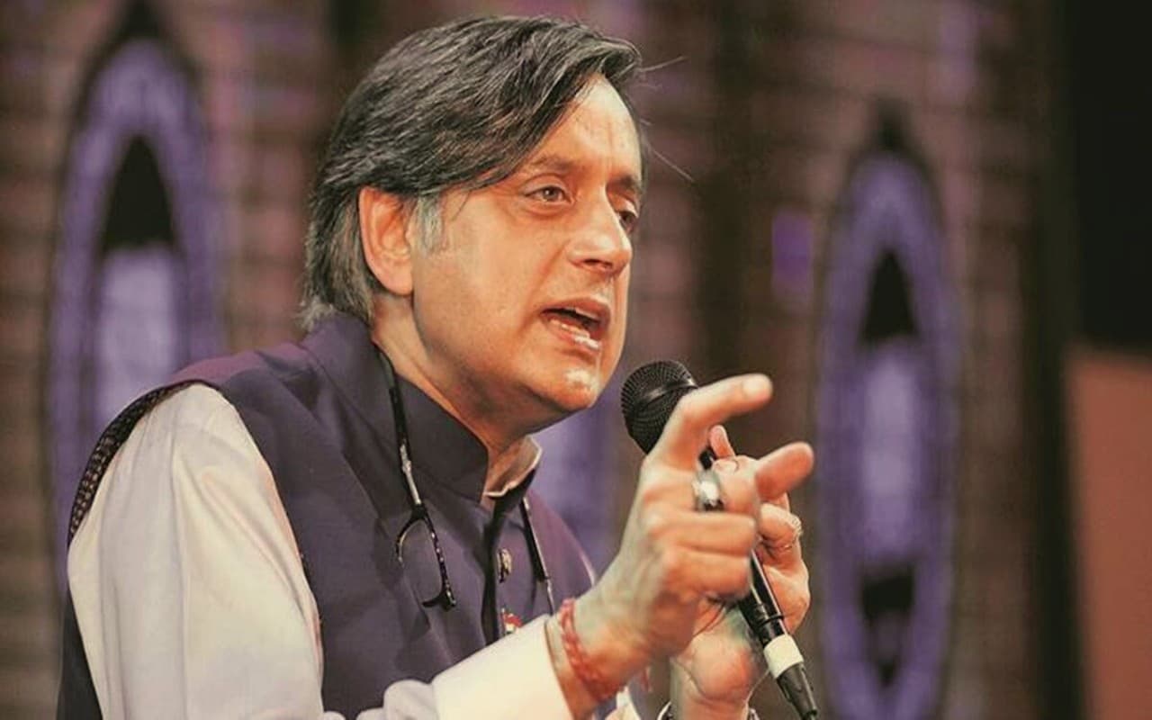 India vs Sri Lanka: श्रीलंका दौरे के लिए टीम के चयन पर भड़के कांग्रेस नेता शशि थरूर, कही ये बात
