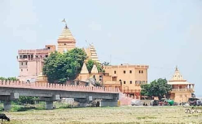 Sawan Somvar 2020 : सुल्तानगंज से देवघर कांवरिया पथ पहली बार सावन में वीरान, जानिए बिहार के प्रमुख मंदिरों की खबरें…