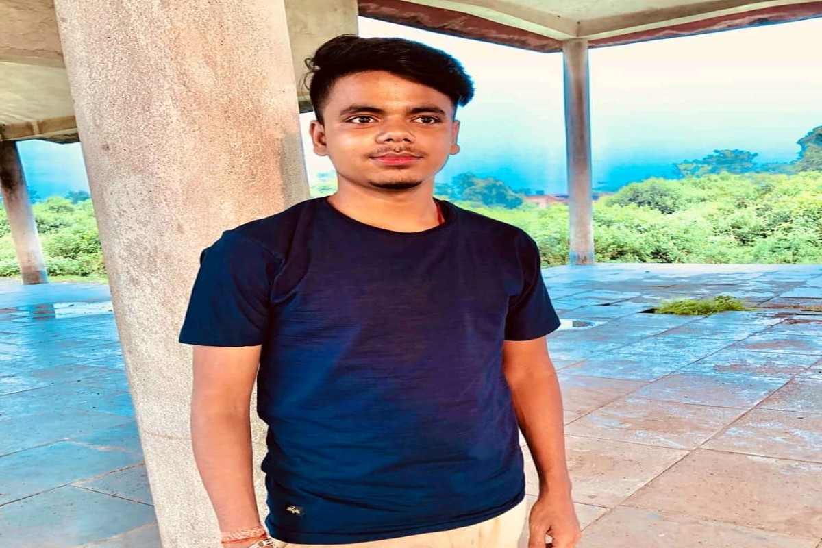 Dhanbad Robbery Case: NDA में नौकरी लगने की झूठी बात कह परिजनों से दूर था, एनकाउंटर में मारा गया शुभम